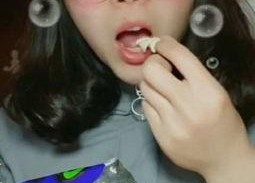 娱乐吃瓜菌的视频,揭秘娱乐圈幕后故事，带你领略明星真实生活