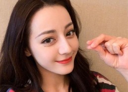 娱乐吃瓜酱自拍视频,揭秘网红幕后生活